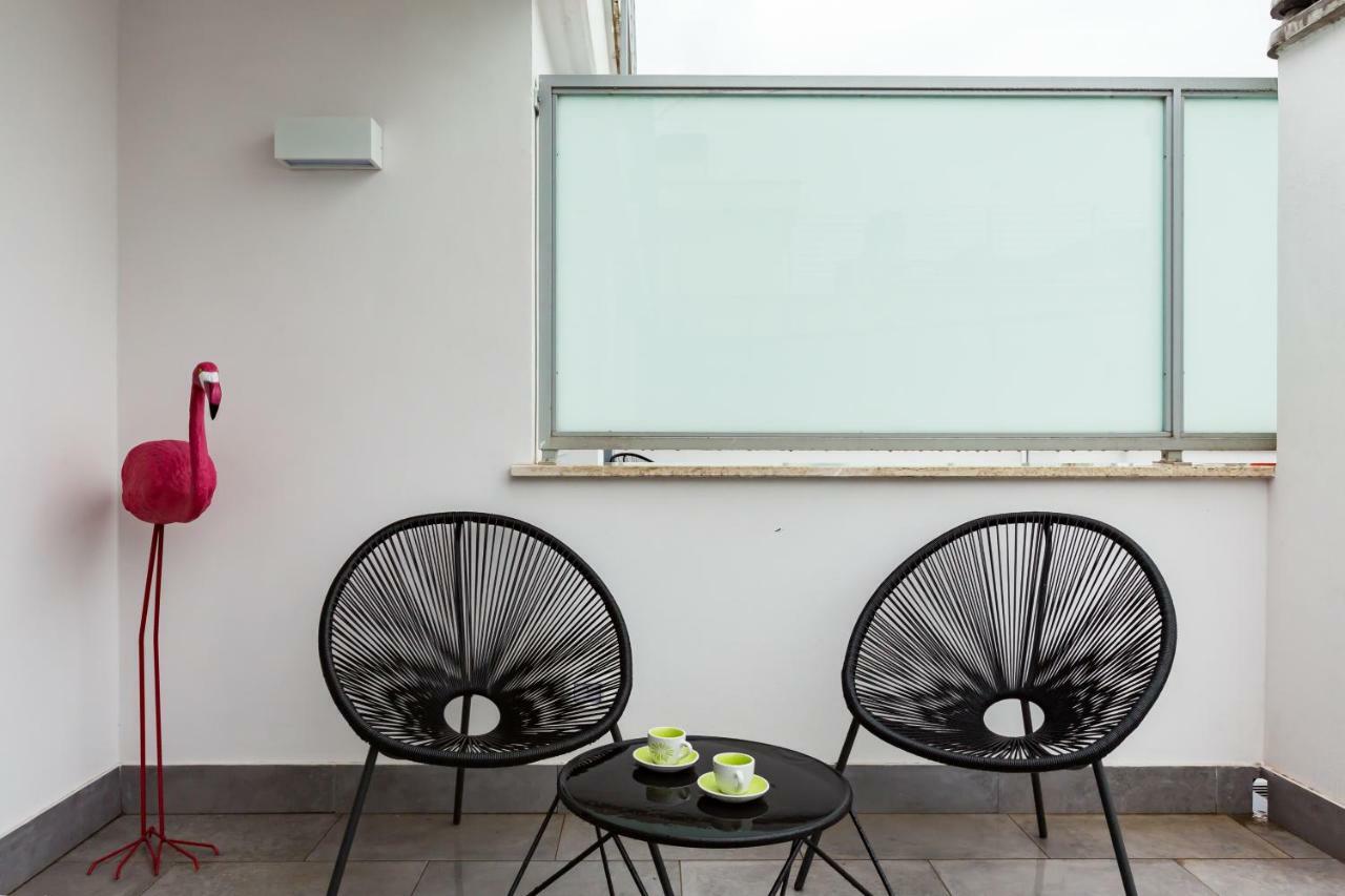 Penthouse 40 In Trastevere With Seasonally Jacuzzi Рим Экстерьер фото
